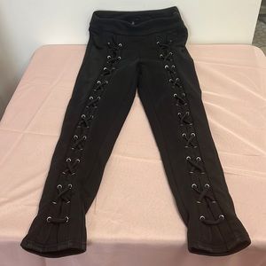 No Vacancy Lace Front Black Joggers Size Medium